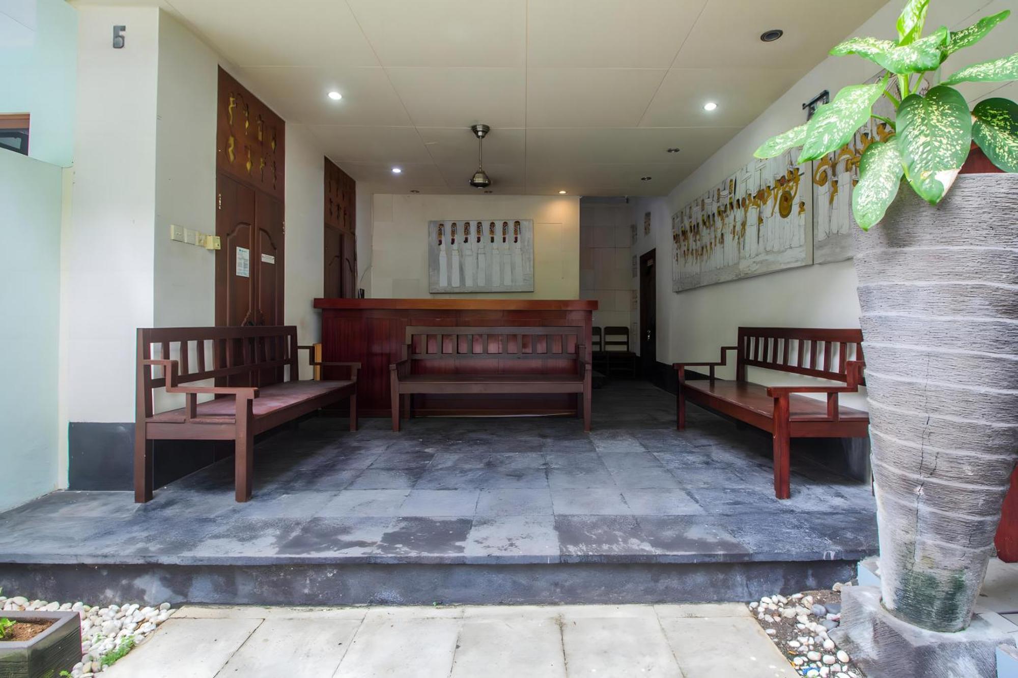 Capital O 93809 Wida Hotel Legian Exterior foto