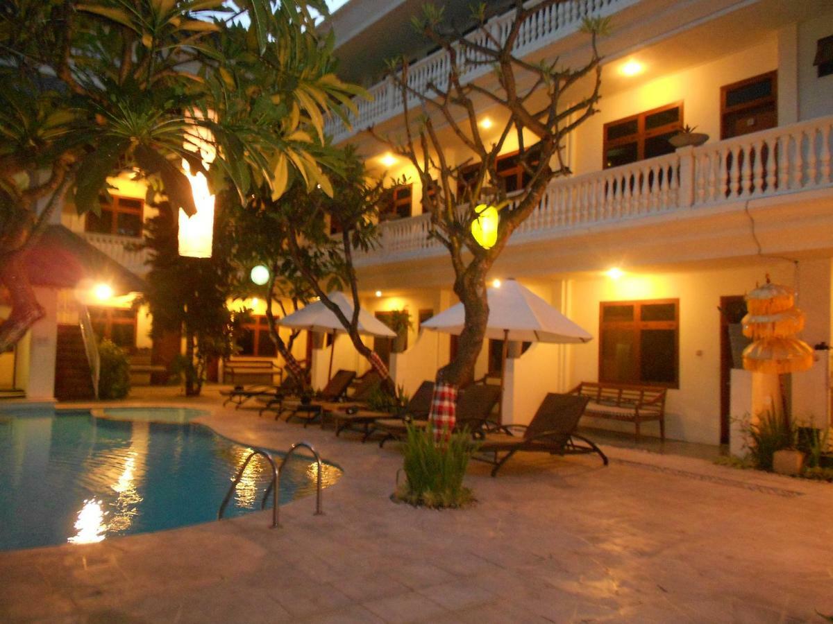 Capital O 93809 Wida Hotel Legian Exterior foto