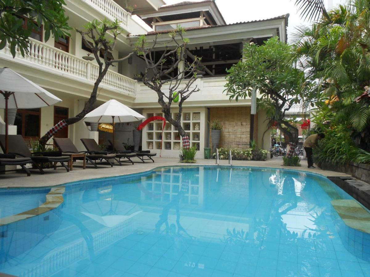 Capital O 93809 Wida Hotel Legian Exterior foto